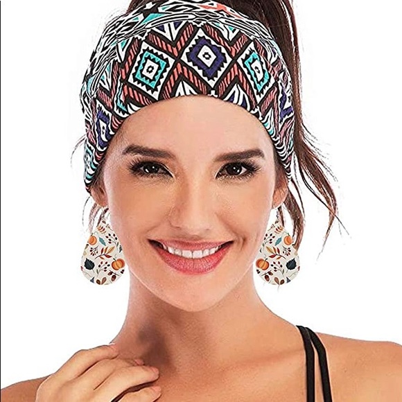 π4 for $20 Fall printed teardrop earrings - Picture 7 of 12